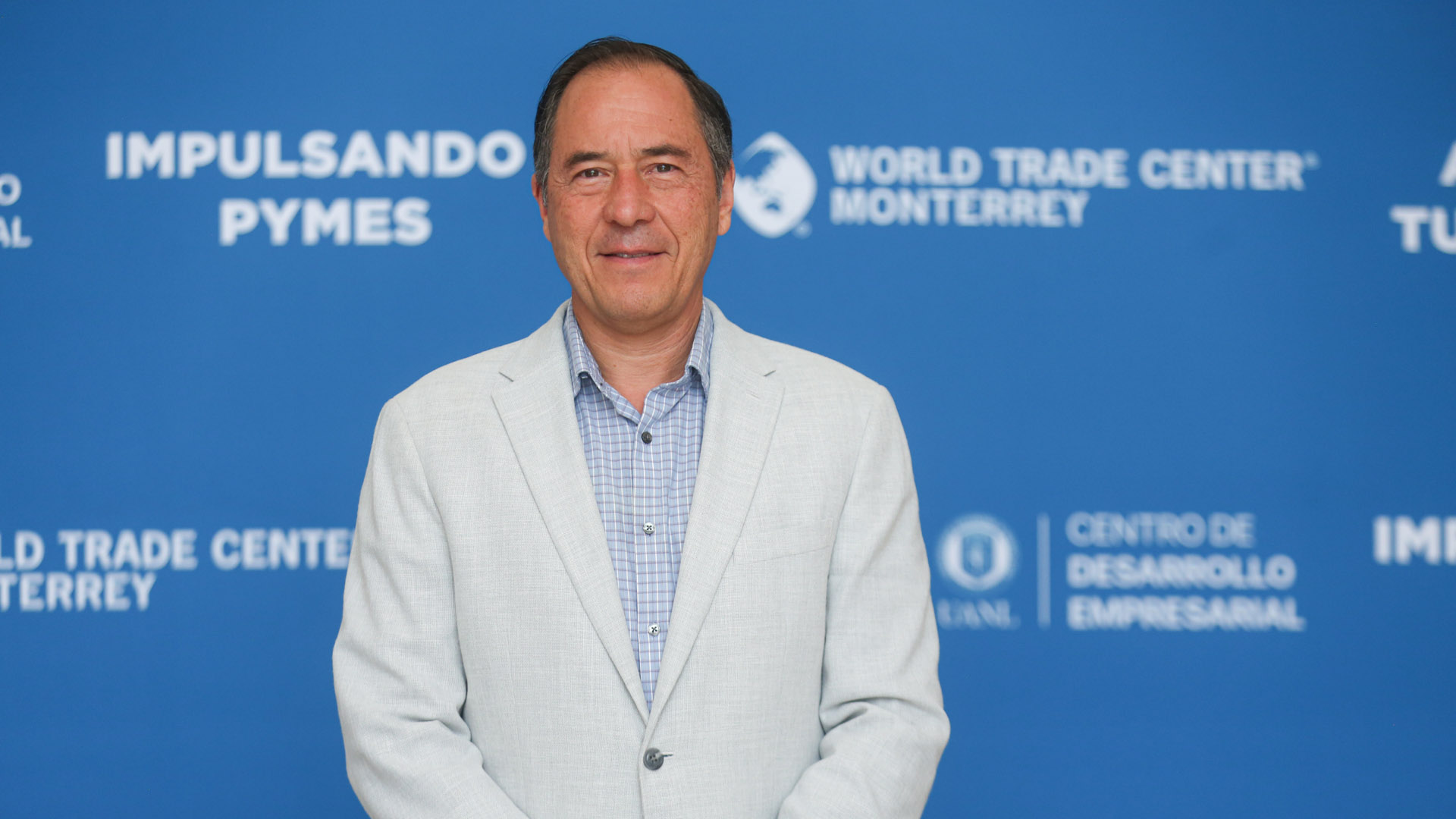 Presenta UANL en Washington modelo de trabajo del WTC