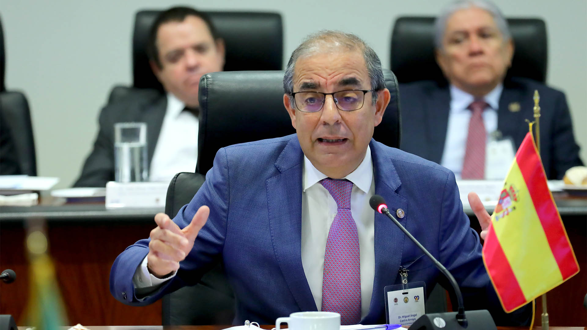 Refuerza UANL vínculos con países de Europa