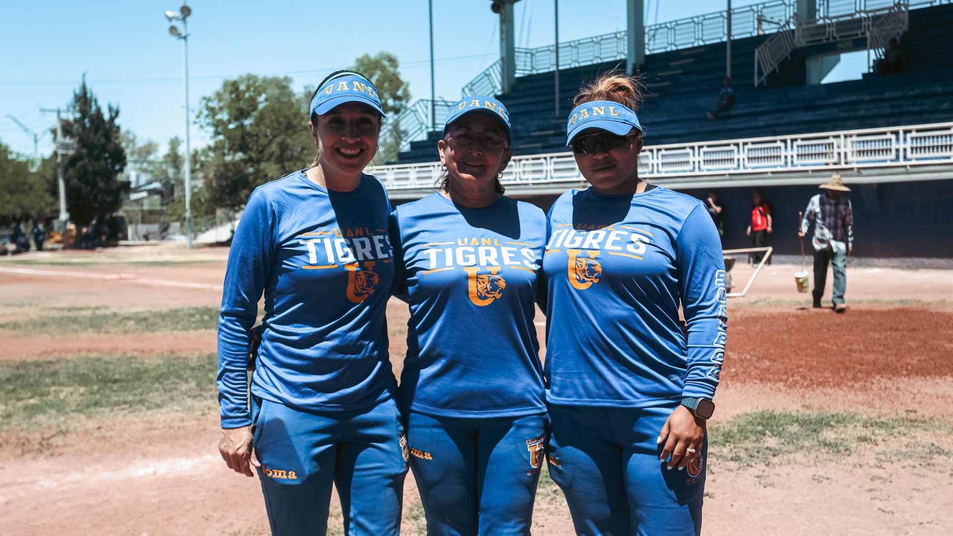 Van Tigres a final del softbol en Universiada Nacional