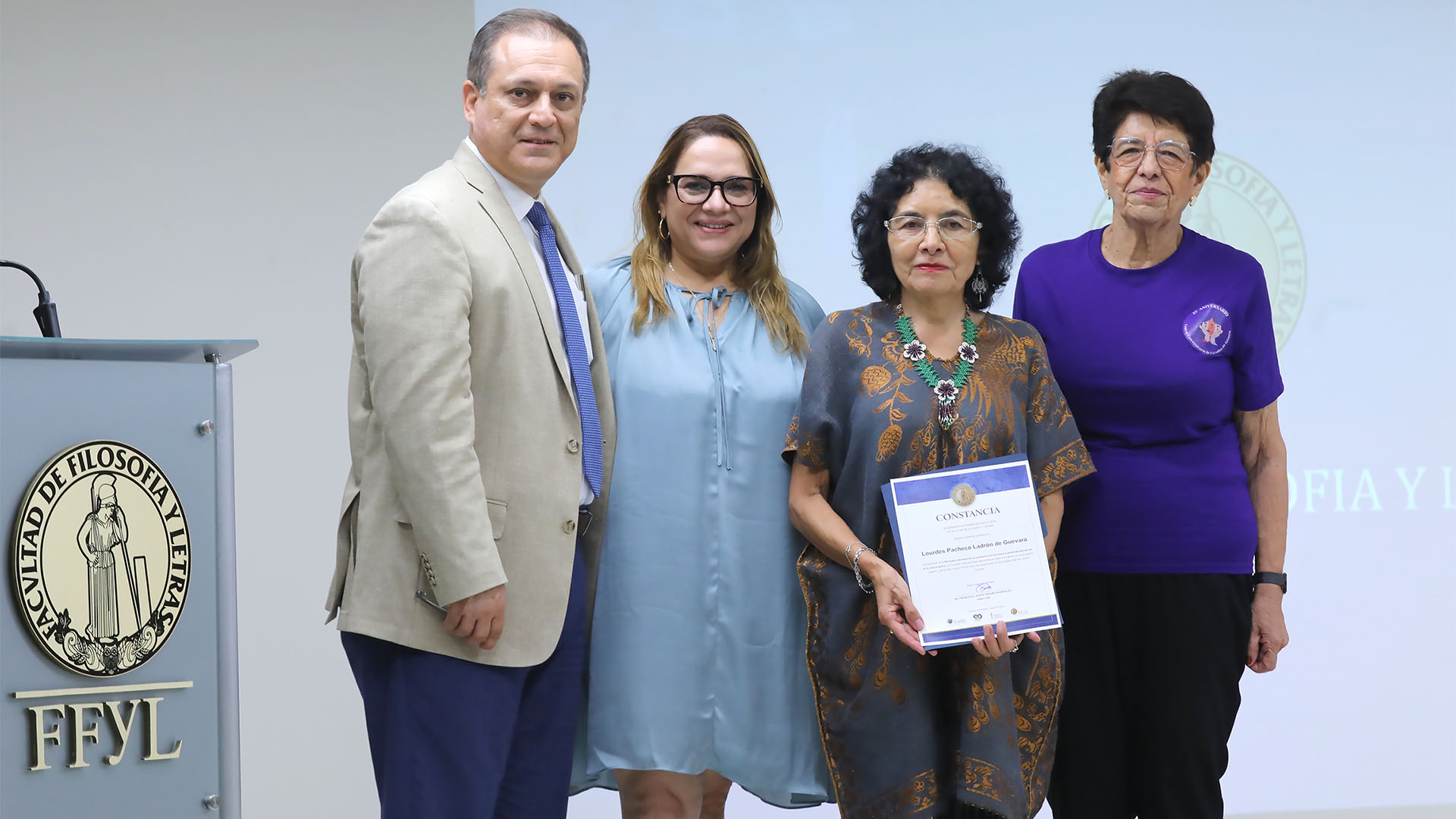 Conmemoran 25 años del Centro Universitario de Estudios de Género