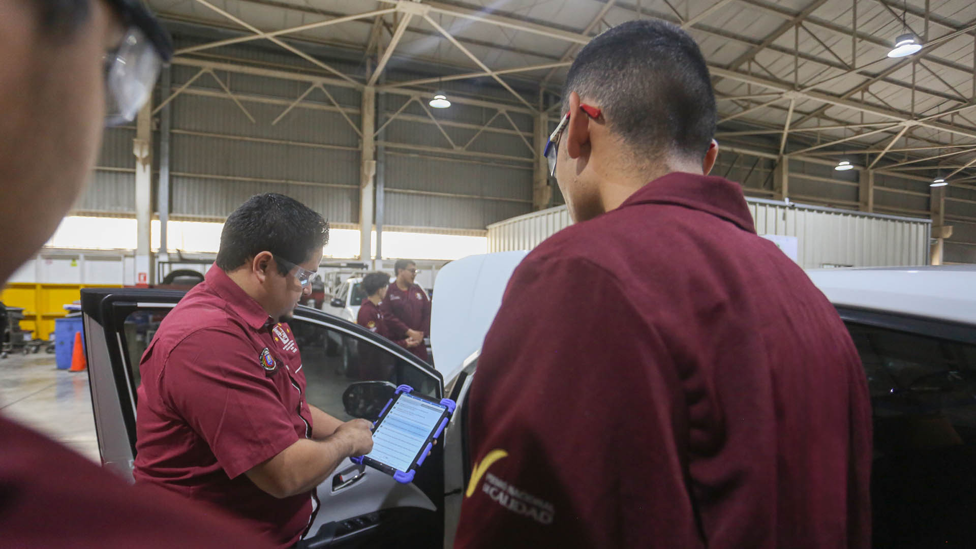 Responde UANL a retos del nearshoring