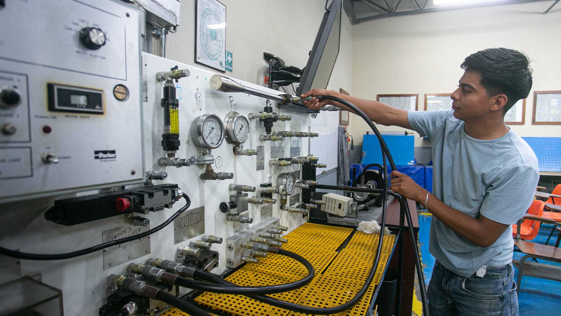 Ofrece UANL ingeniería en modalidad dual