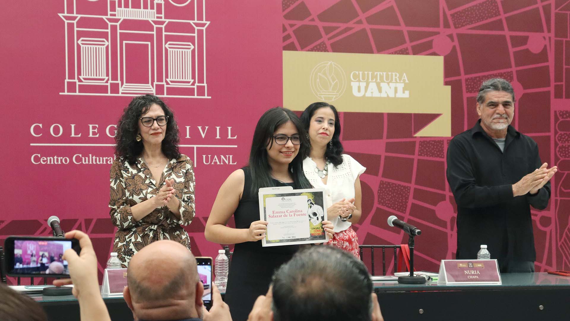 Sorprende creatividad de cómics e historietas de concurso de UANL