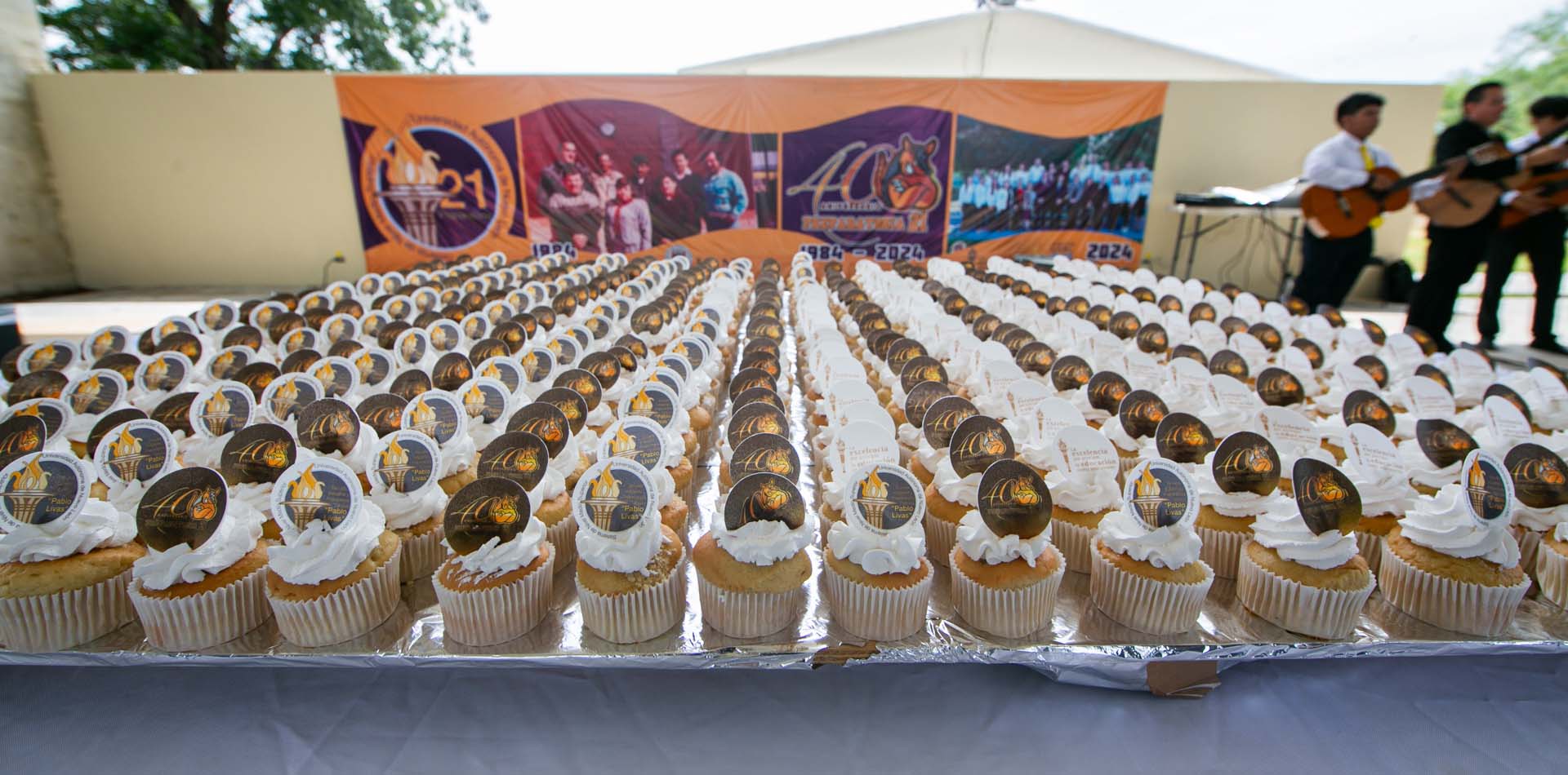 Festeja UANL 40 aniversario de la Preparatoria 21