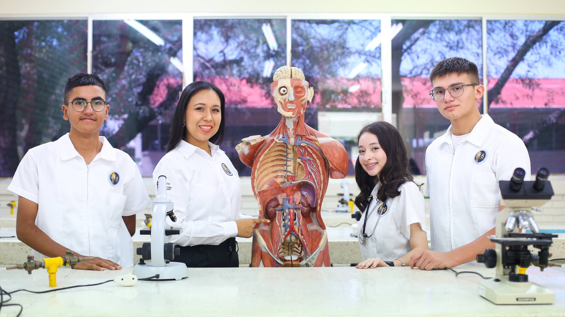 Preparatoria 5 cumple 60 años formando estudiantes de excelencia en el norte de NL