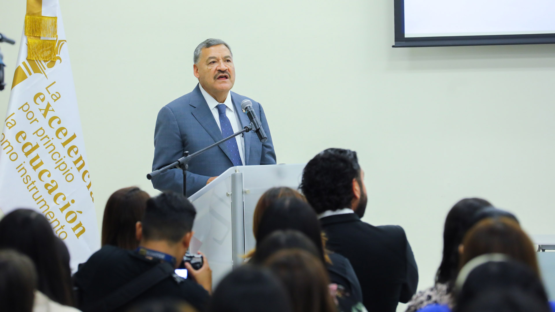 Aumentan oportunidades laborales con el estudio del idioma coreano