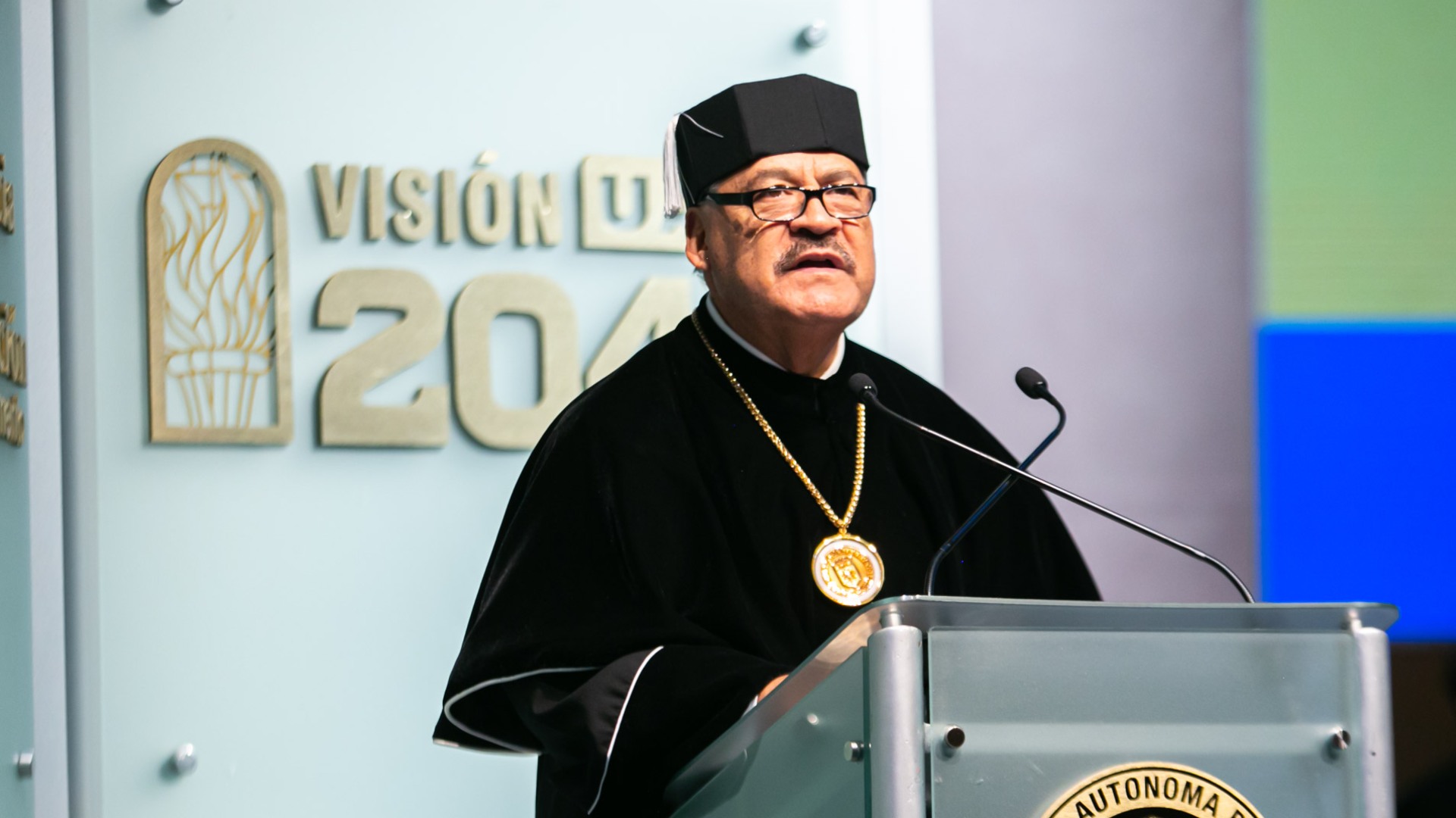Entrega UANL Reconocimiento al Mérito Académico 2023-2024