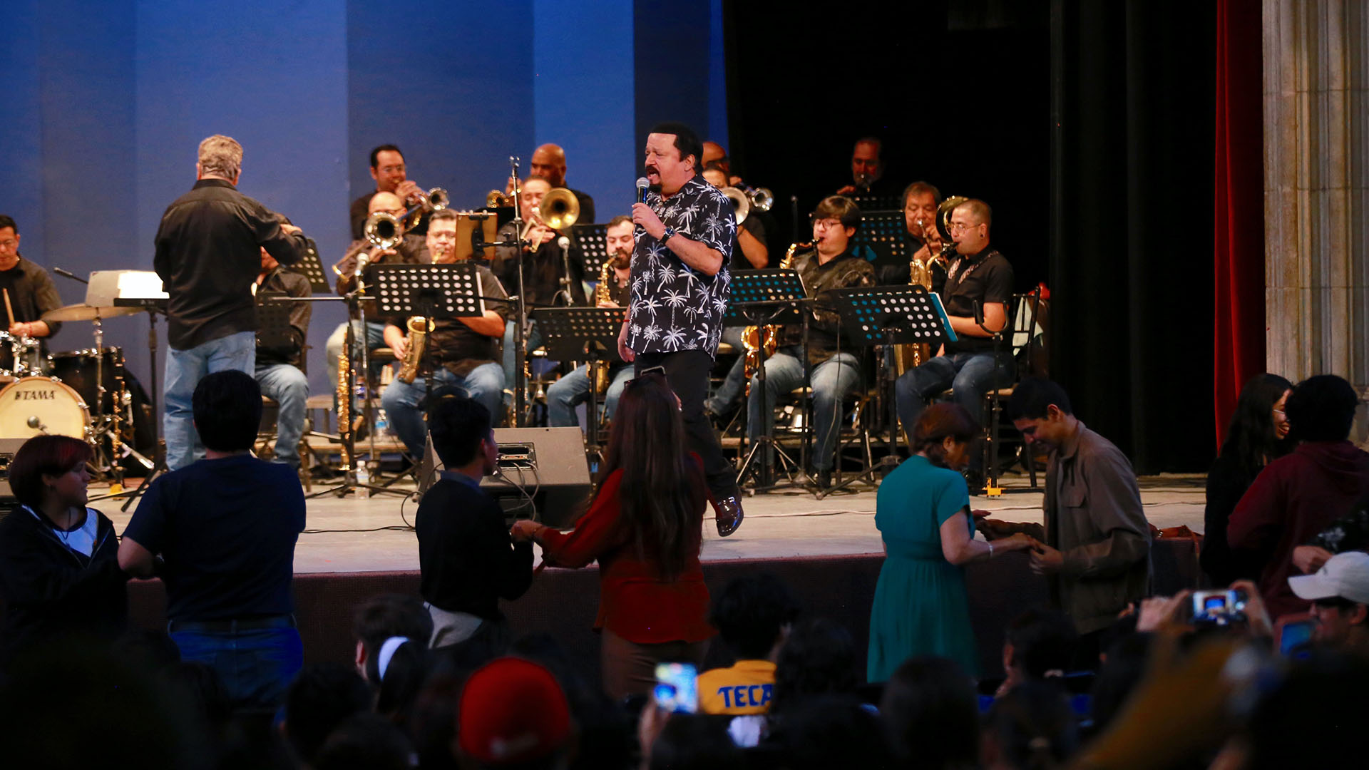 Da Big Band cátedra y recorrido por la historia de la música