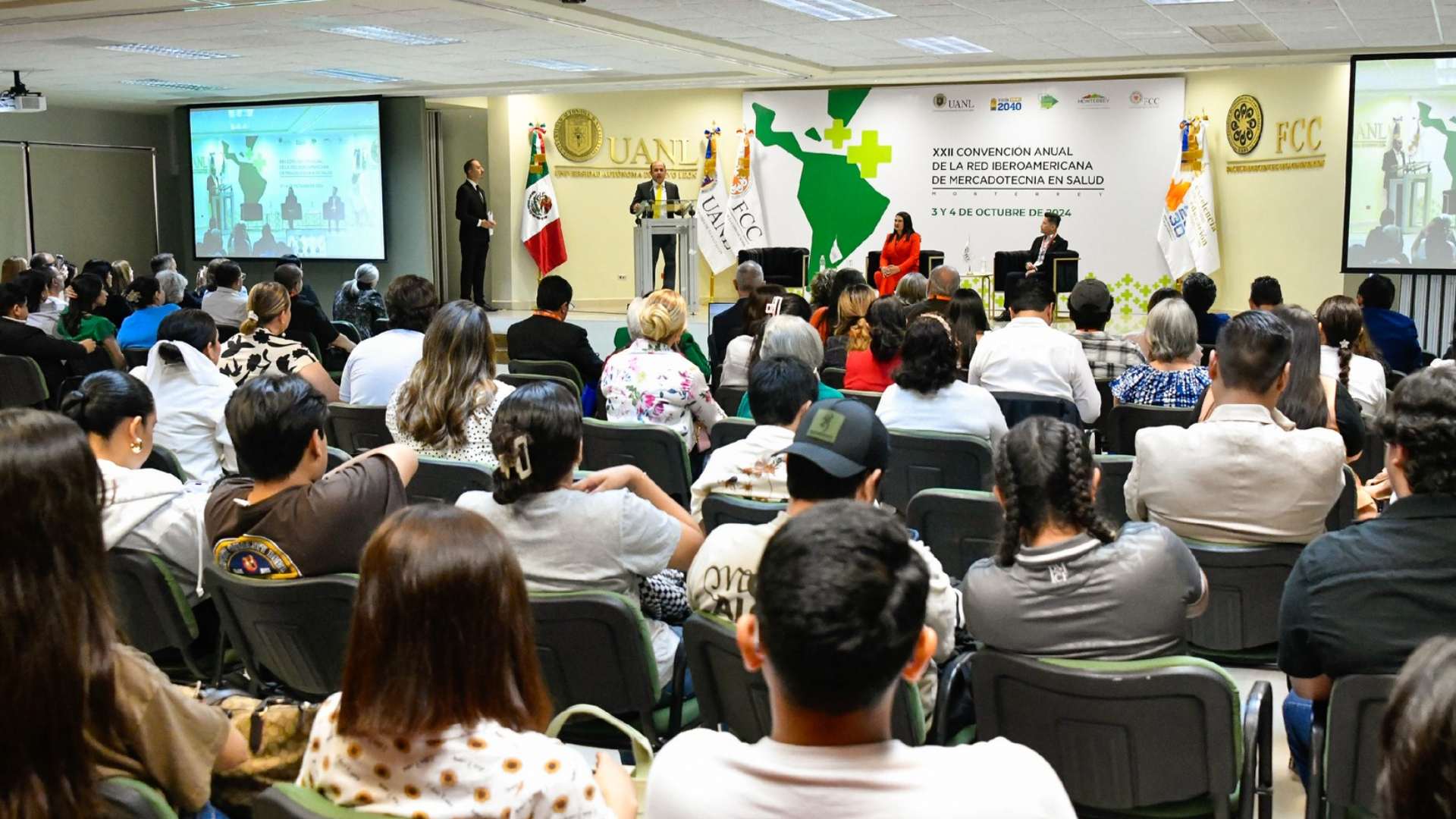 Arranca UANL congreso sobre mercadotecnia en salud