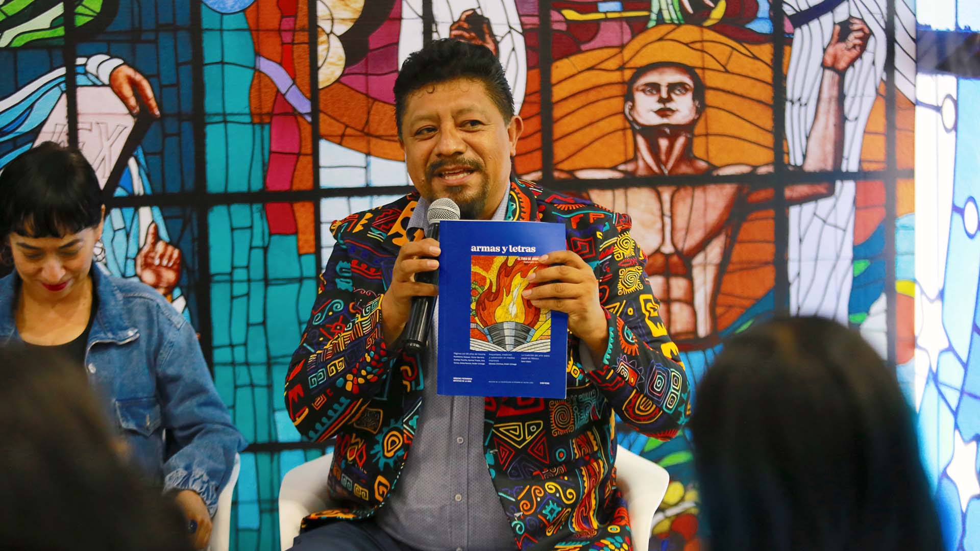Presentan edición de 80 aniversario de la revista “Armas y Letras”