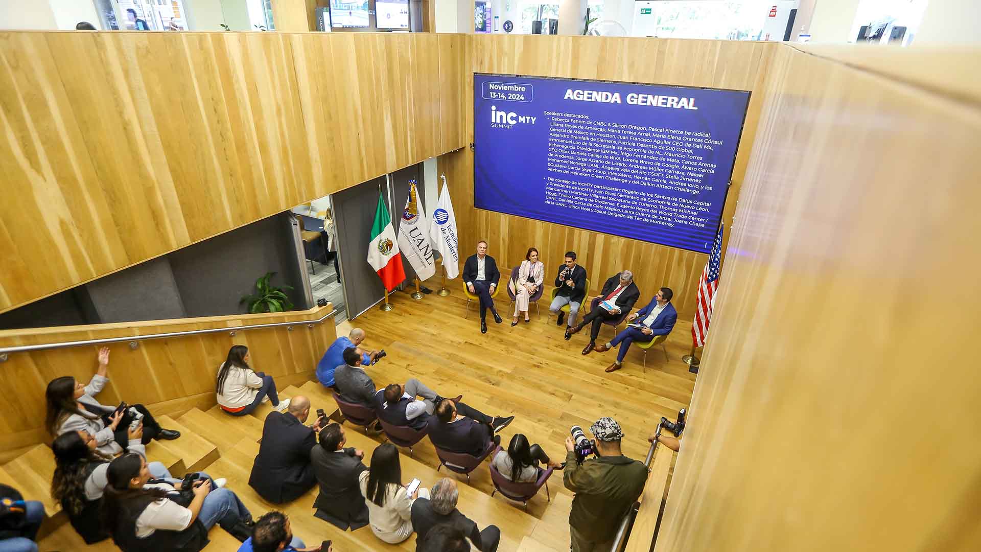 Se une UANL con ITESM y Gobierno del estado en cumbre de negocios