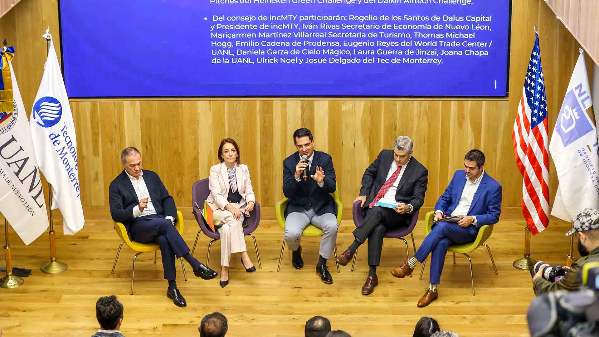 Se une UANL con ITESM y Gobierno del estado en cumbre de negocios