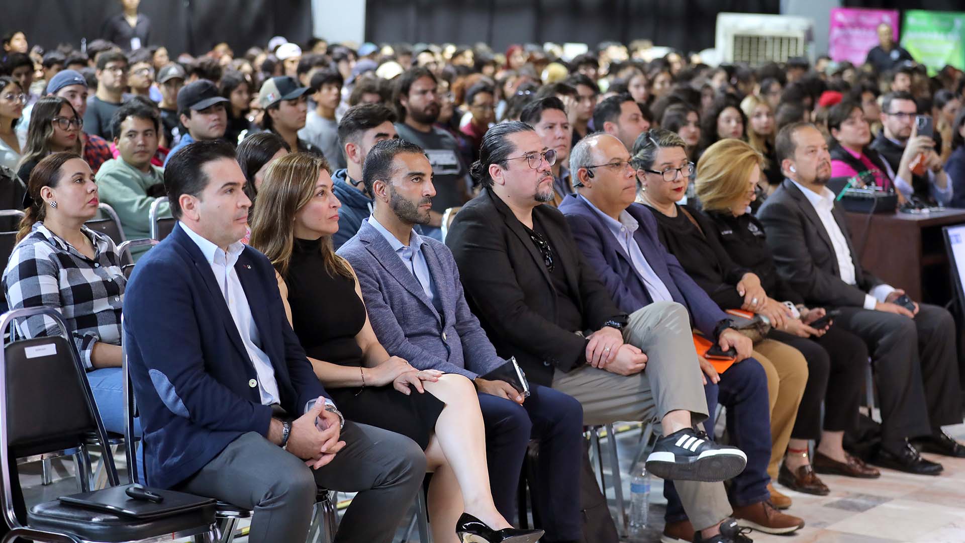 Proyectan en seminario la vivienda del futuro en NL