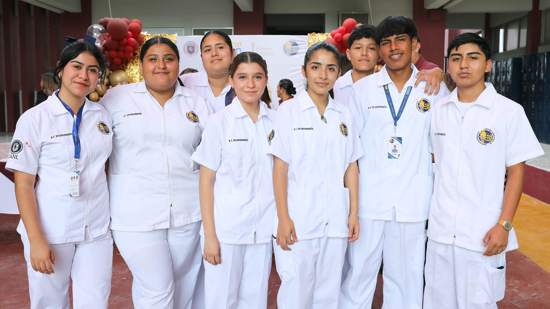 Renuevan espacios en la Preparatoria 18 en su cincuenta aniversario