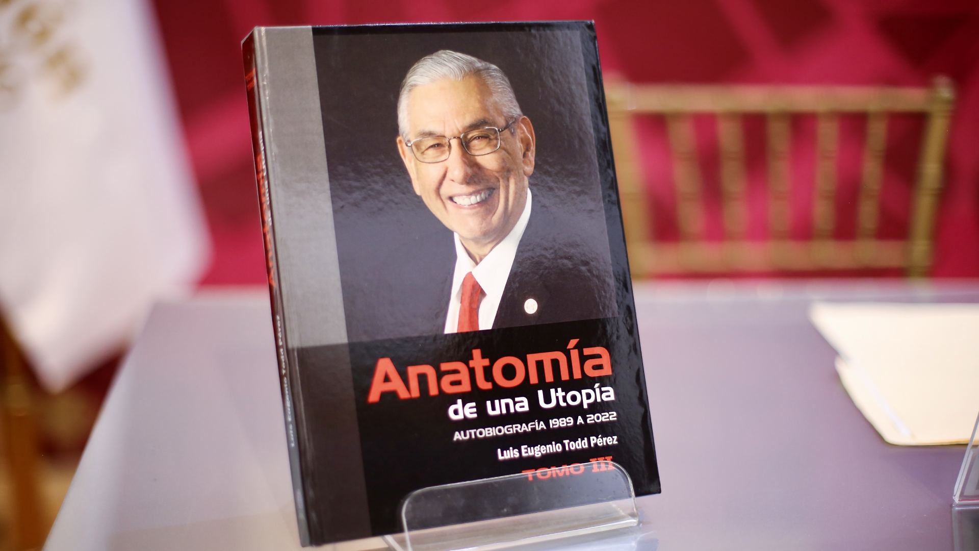 Autobiografía de Todd: testimonio de su compromiso educativo