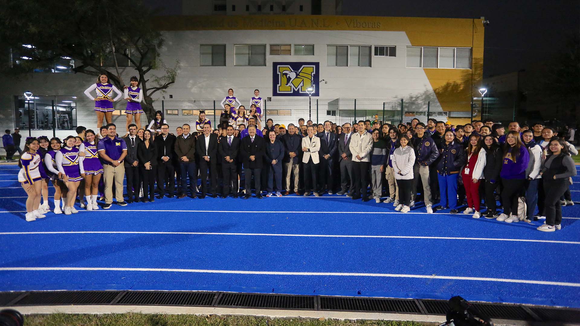 Impulsa Medicina espíritu deportivo con gimnasio y pista renovados