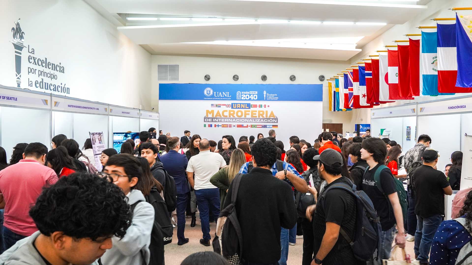 Impulsa macroferia cultura de la internacionalización