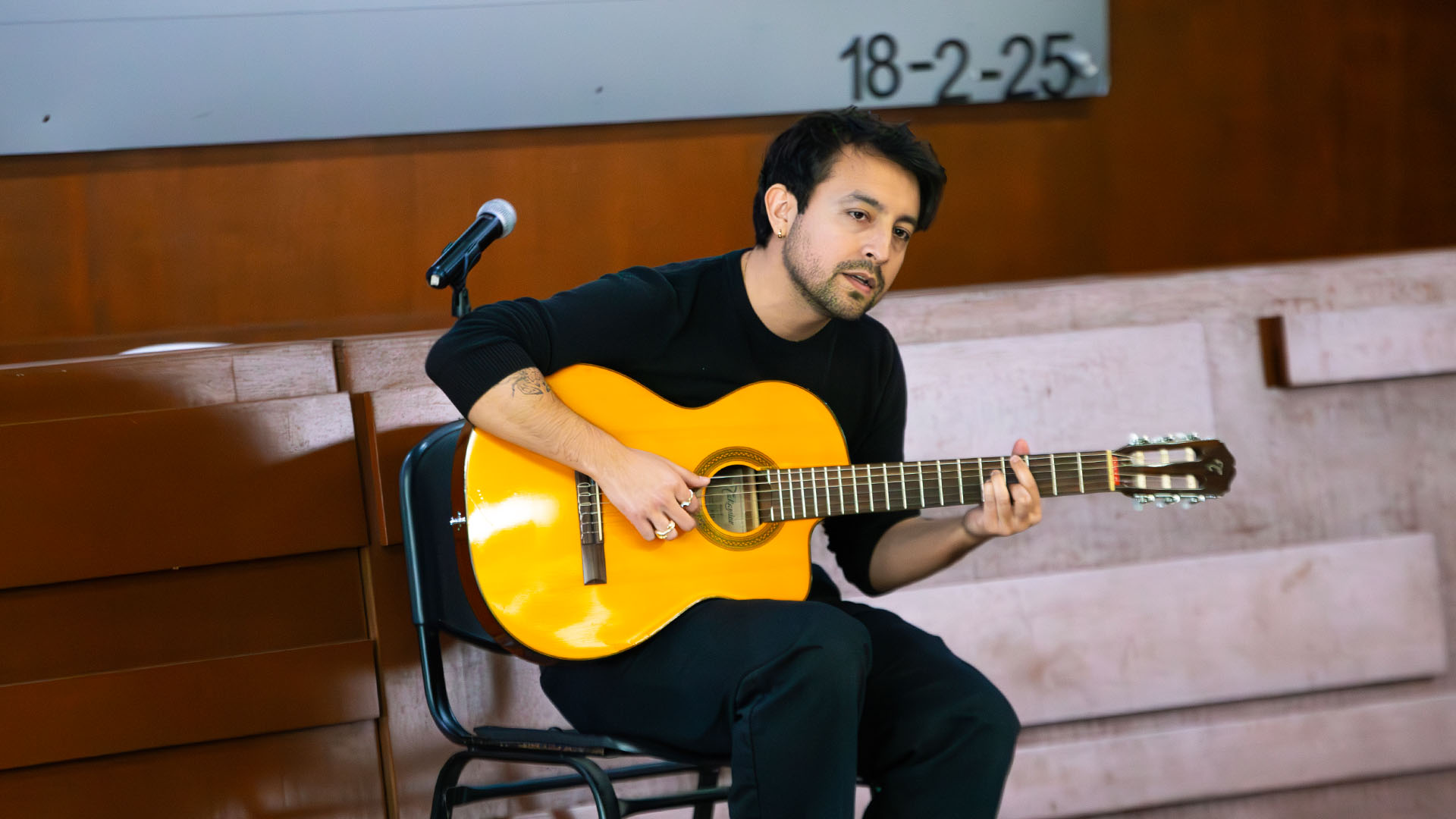 Ameniza El Riqué tarde de música y poesía en FACDYC