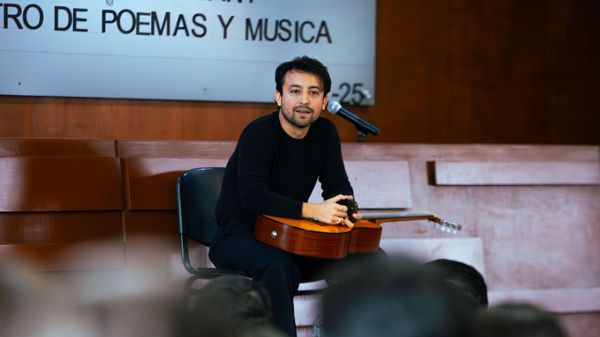 Ameniza El Riqué tarde de música y poesía en FACDYC