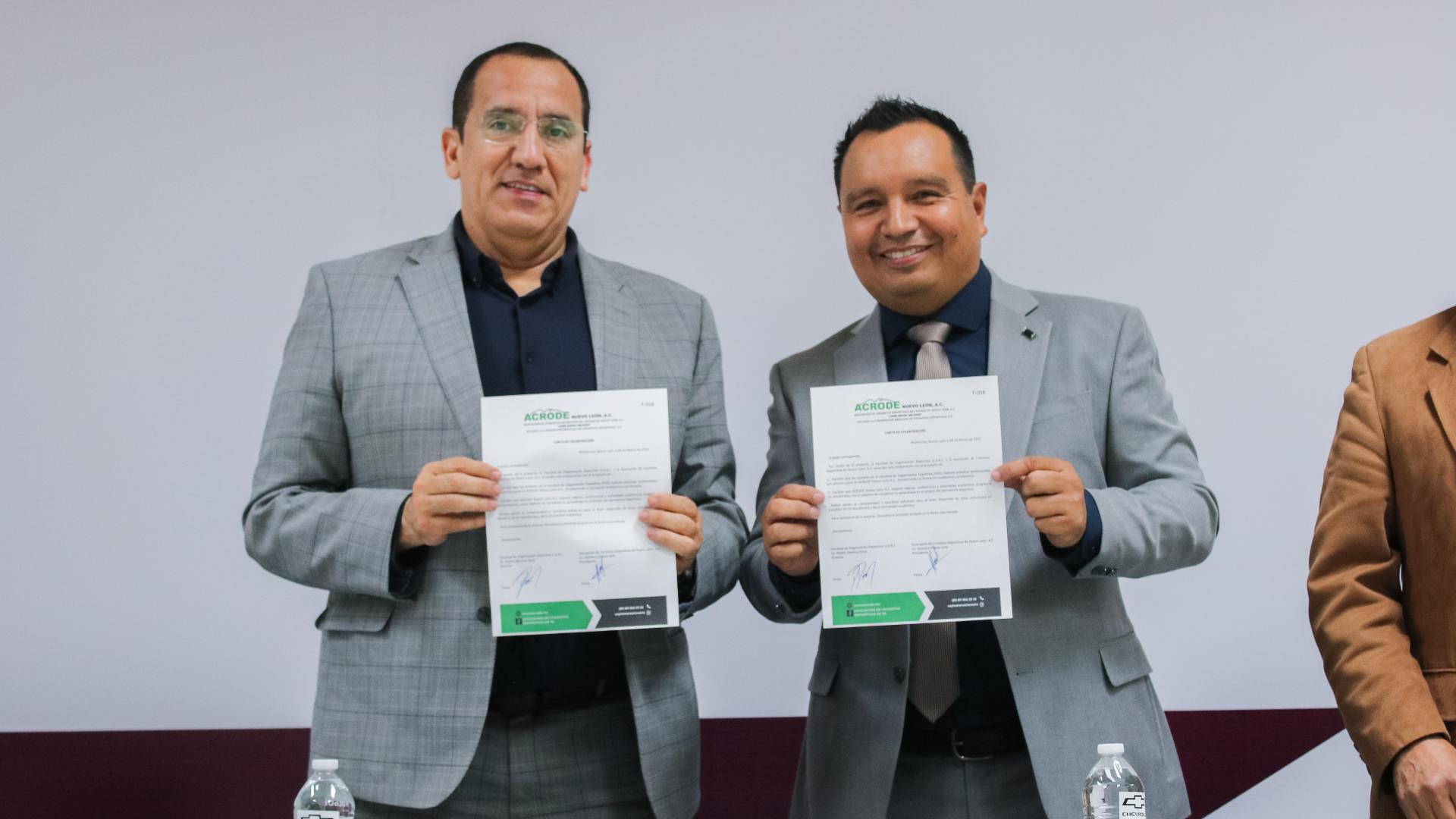 Reconoce FOD trayectoria de cronistas deportivos