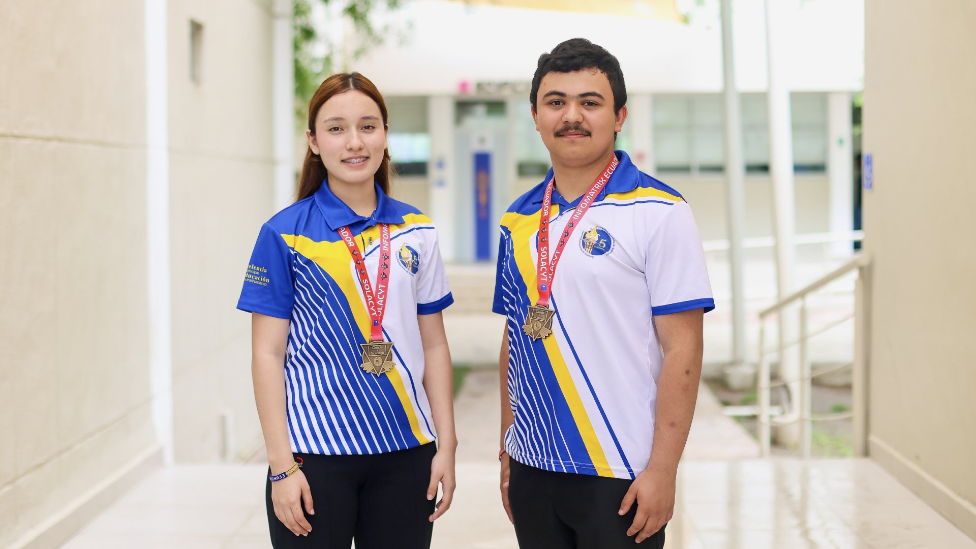 Alumnos de UANL obtienen el bronce en competencia de ciencia y tecnología de Ecuador
