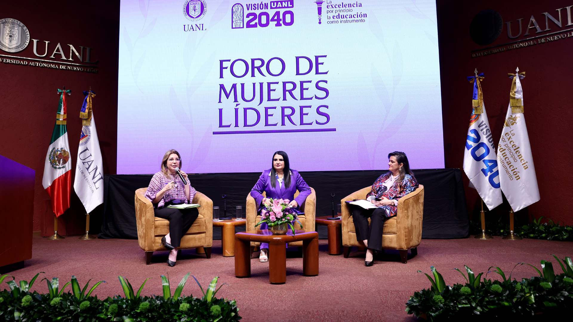 Reflexionan sobre derechos y empoderamiento de las mujeres