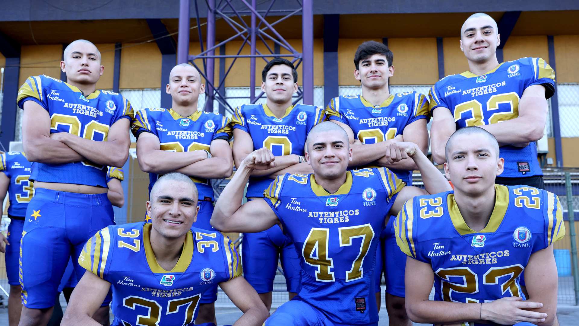Presenta Auténticos Intermedia equipo que defenderá el campeonato de la ONEFA