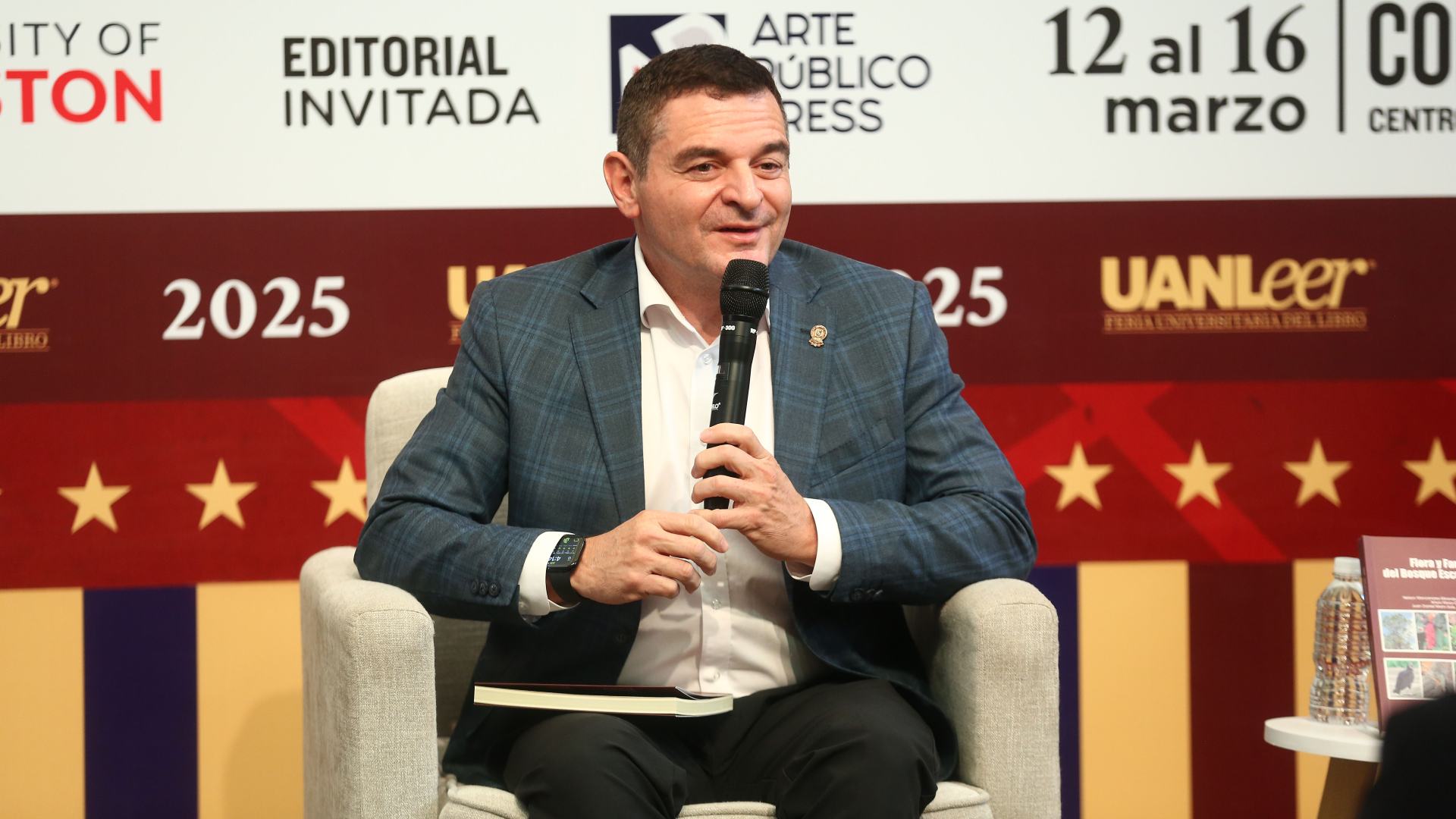 Presentan en UANLeer libro “Flora y fauna del Bosque Escuela UANL”