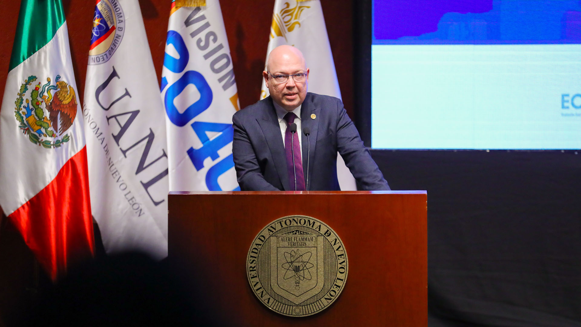 Analizan retos de educación a distancia en Latinoamérica y Caribe