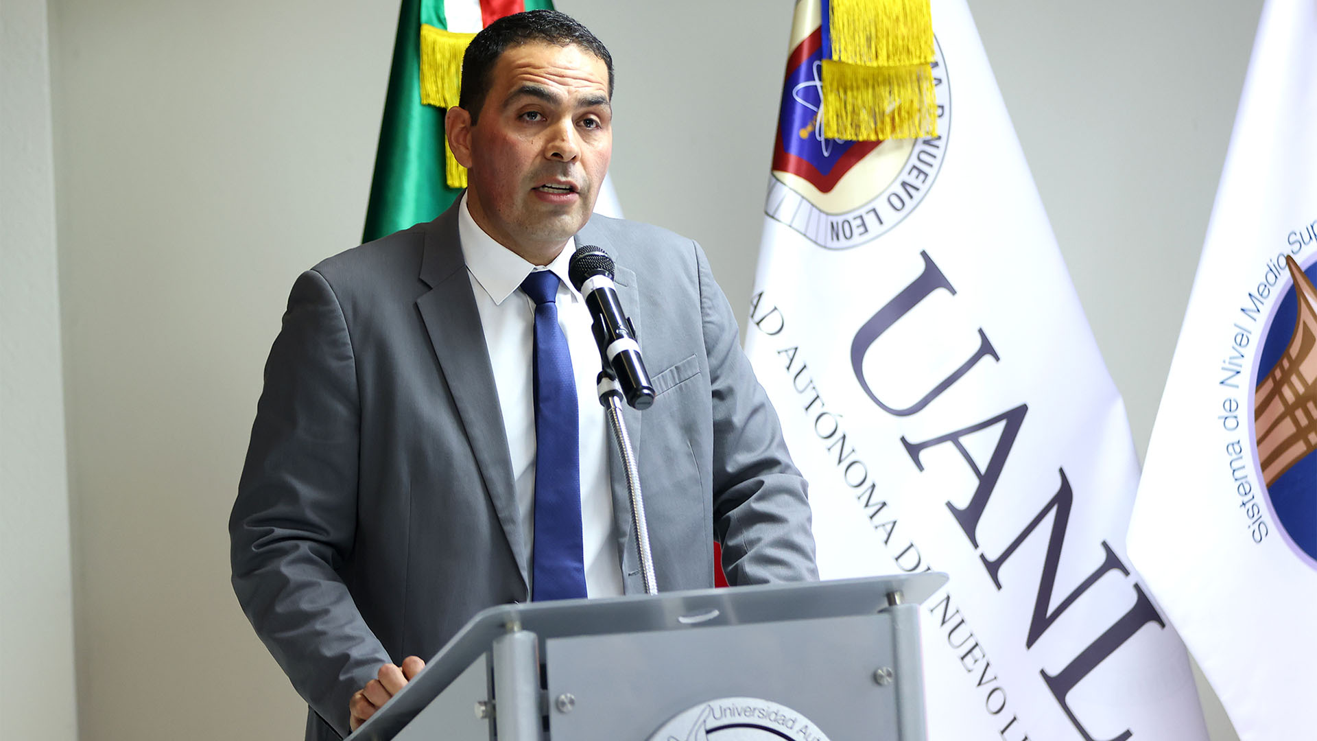 Preparatoria Pablo Livas celebra aniversario 104