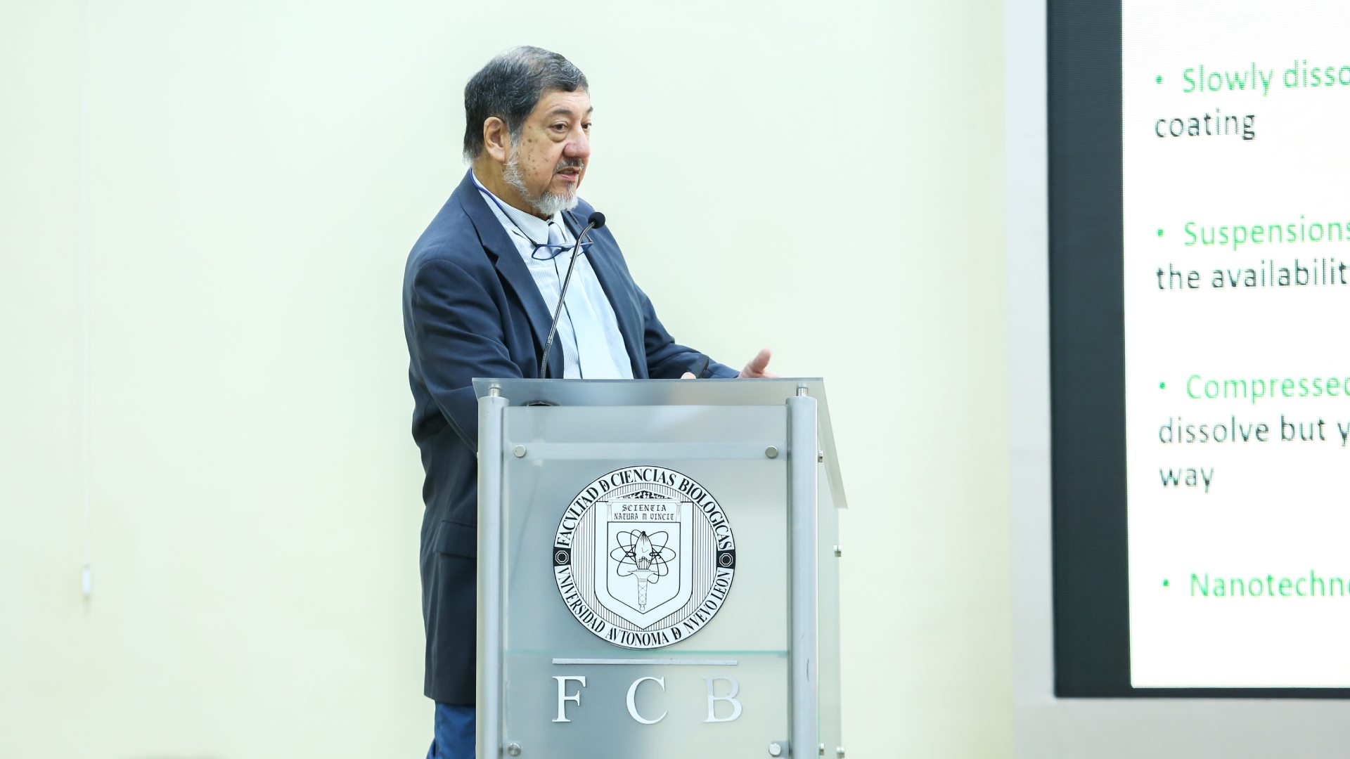 Dialogan expertos en FCB sobre investigación alimentaria