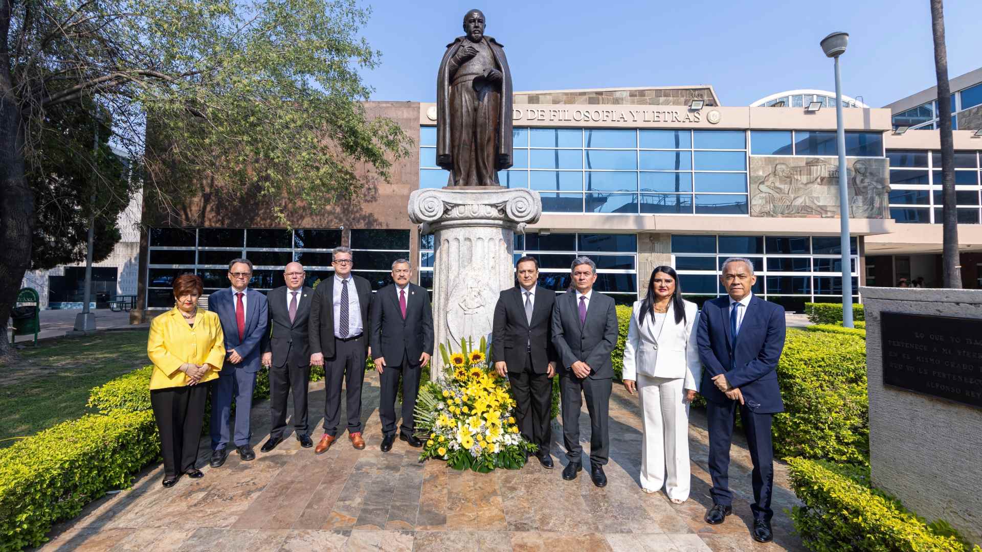 Honran a Reyes en arranque del Festival Alfonsino 2025