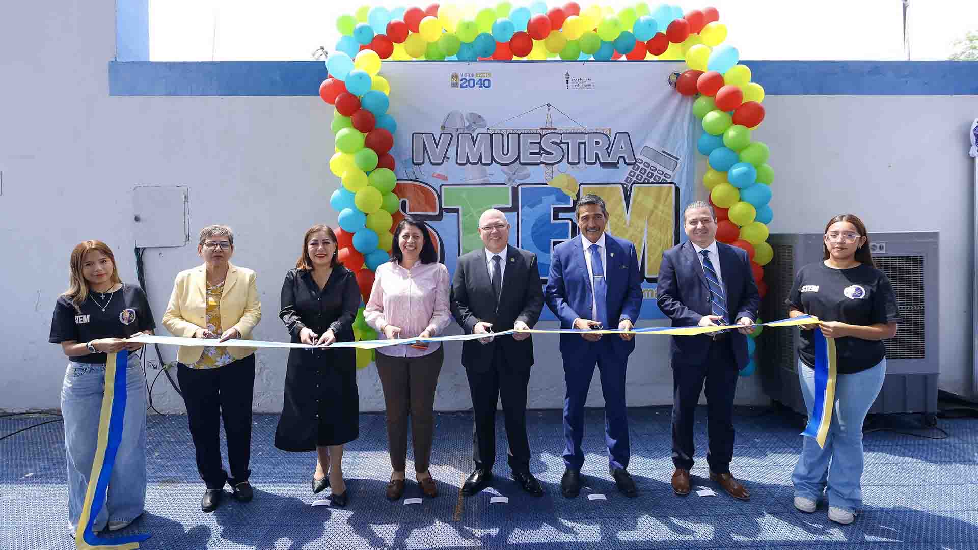 Exhiben en muestra habilidades STEM de alumnos de preparatoria