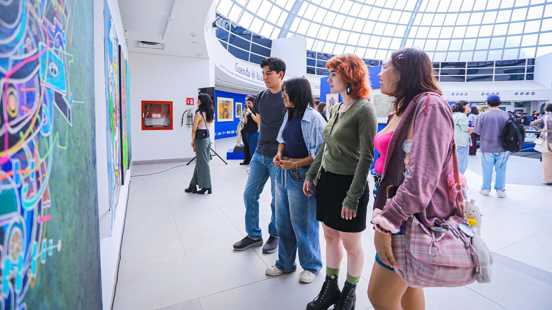 Alberga Universidad muestra de arte oaxaqueño