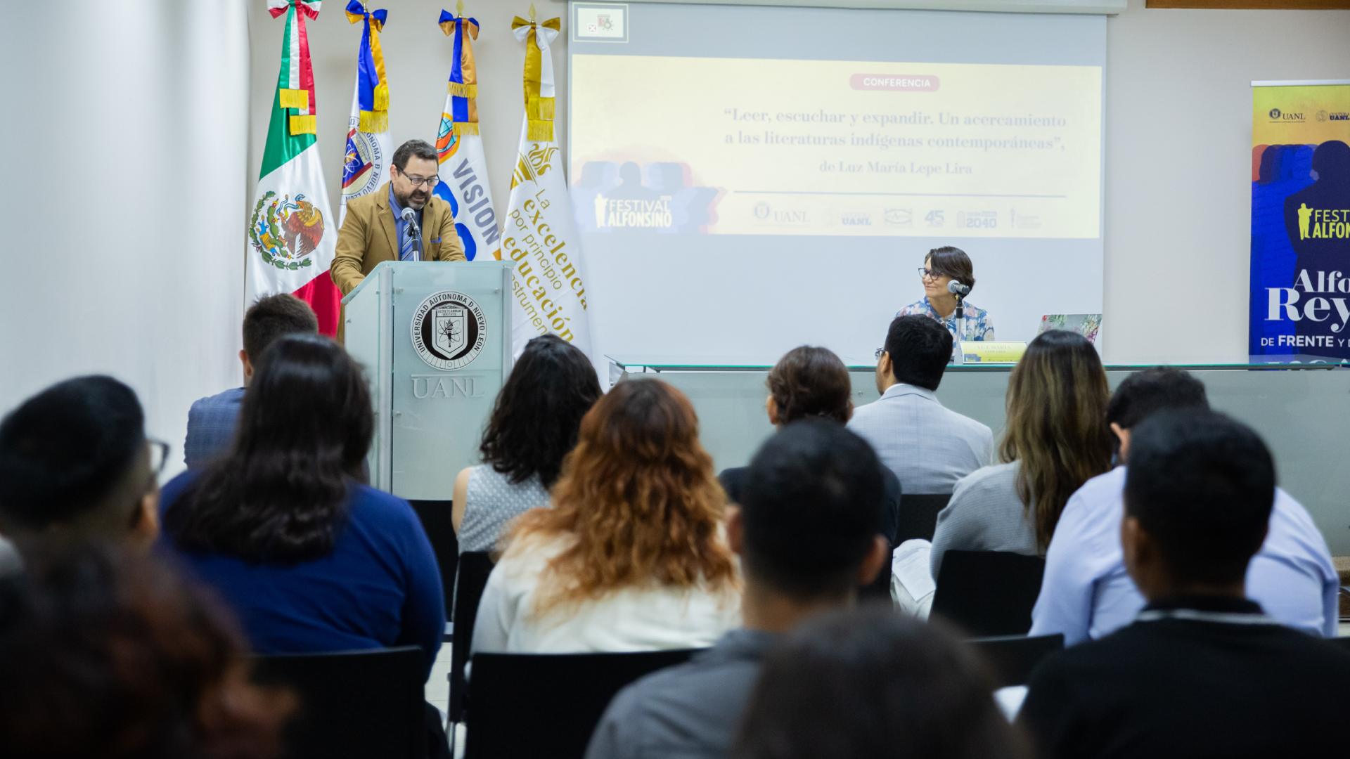 Reflexionan sobre retos y aportes de la literatura indígena contemporánea