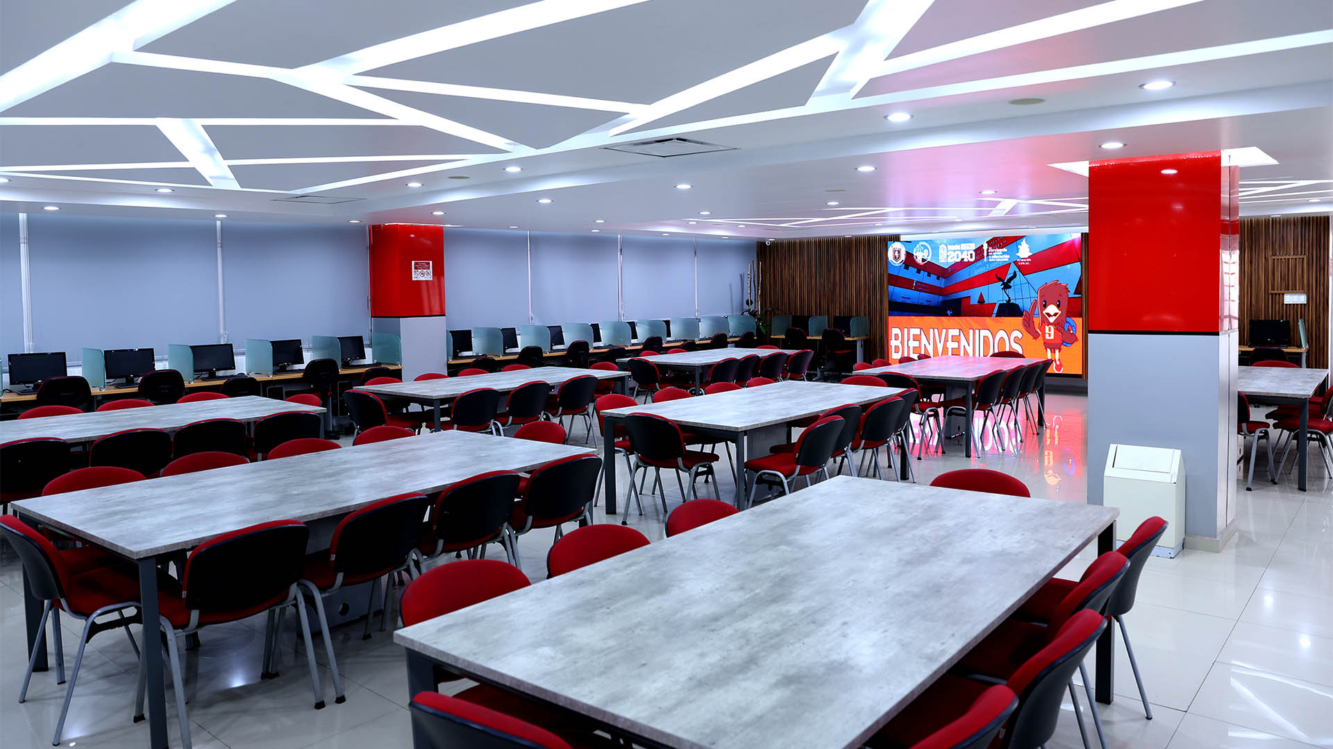Inaugura Rector espacios de la Preparatoria 9