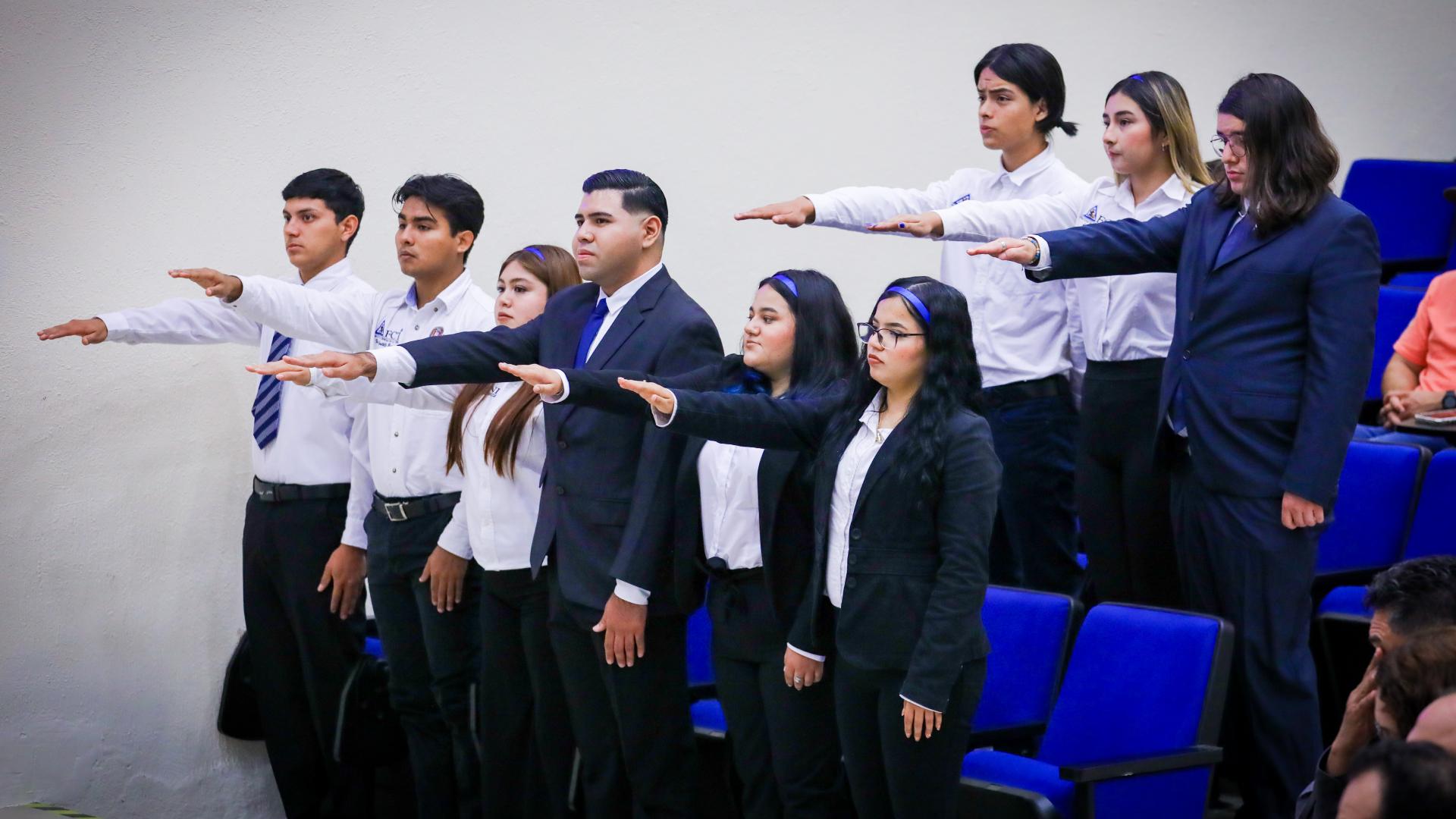 Renuevan la sociedad estudiantil de la Facultad de Ciencias de la Tierra
