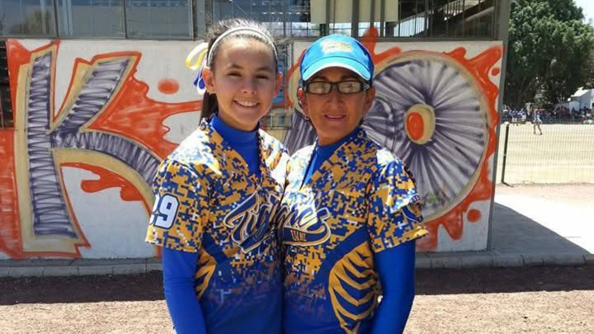 Es Yanina Zapata entrenadora y madre ejemplar