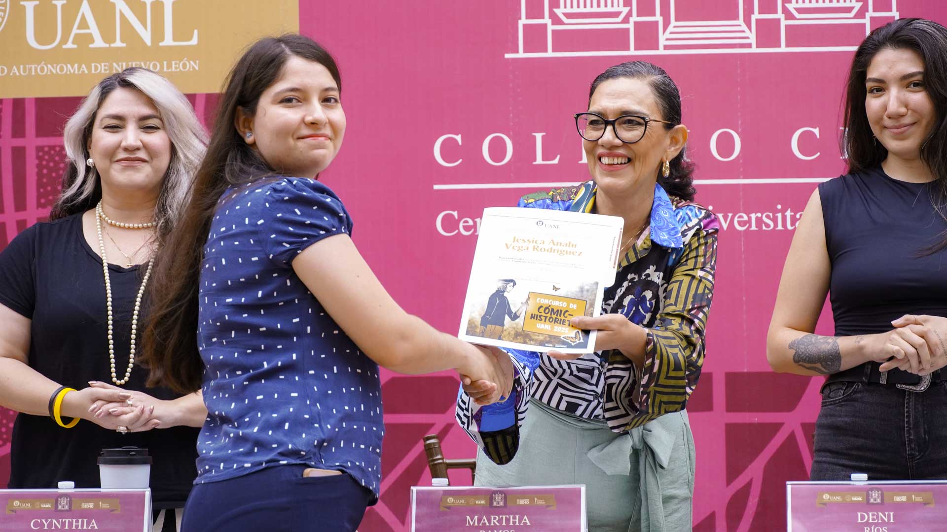 Reconocen talento en la premiación del Concurso de historieta y cómic