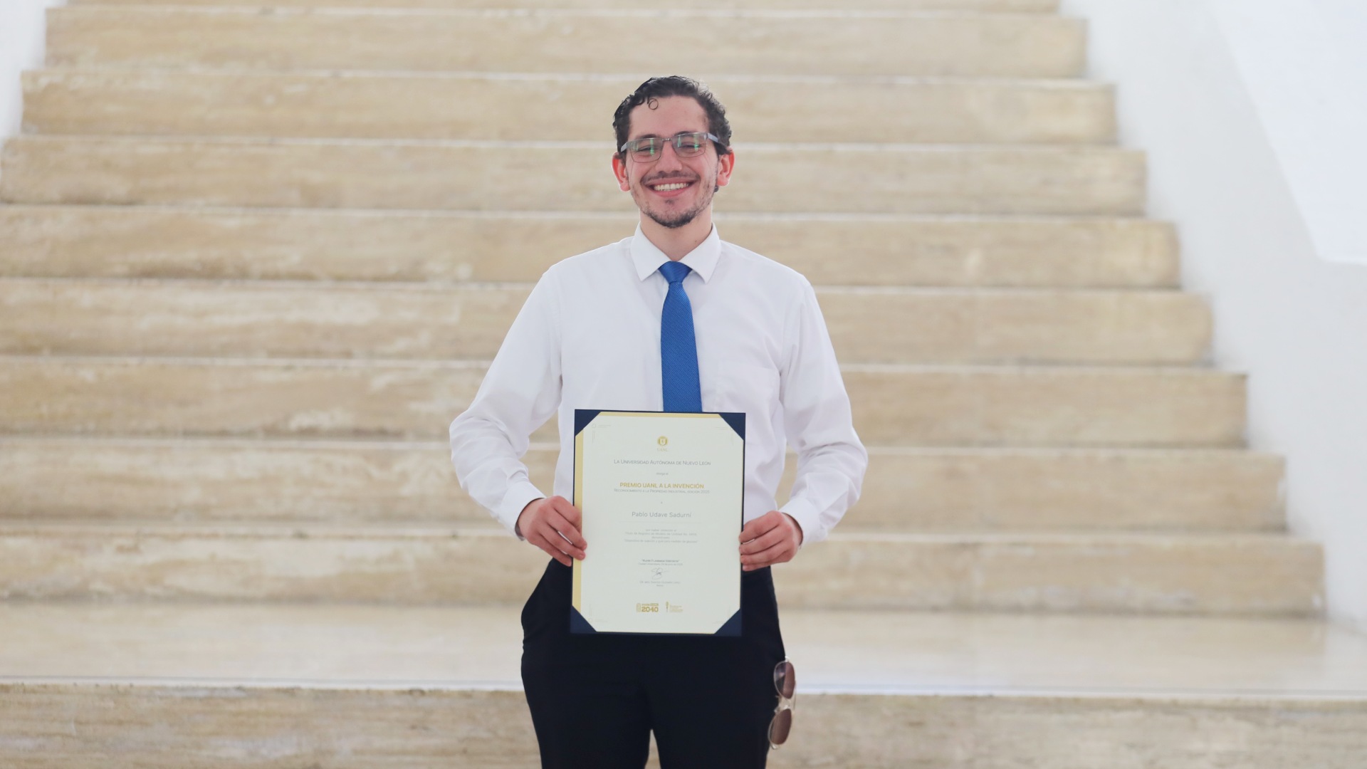 Premia UANL creatividad e innovación de sus inventores