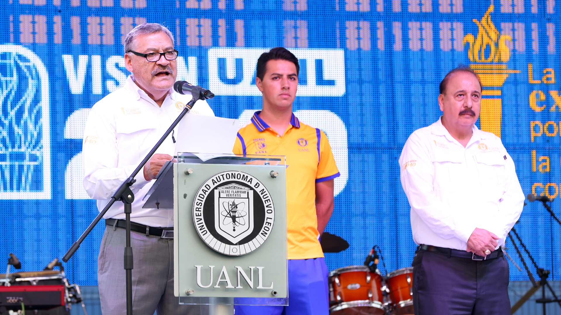 Reconoce UANL al talento deportivo