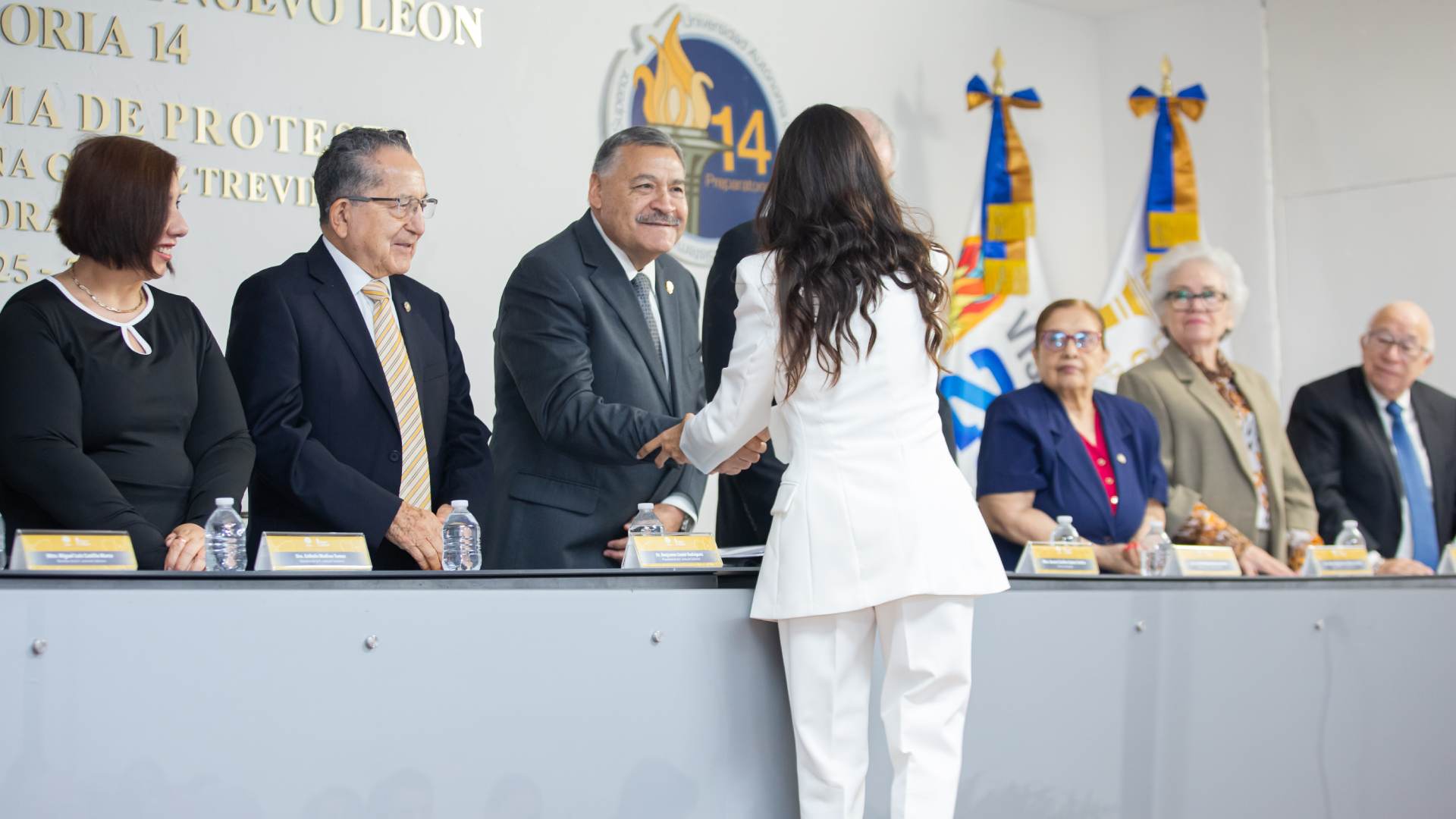 Toma protesta directora de Preparatoria 14