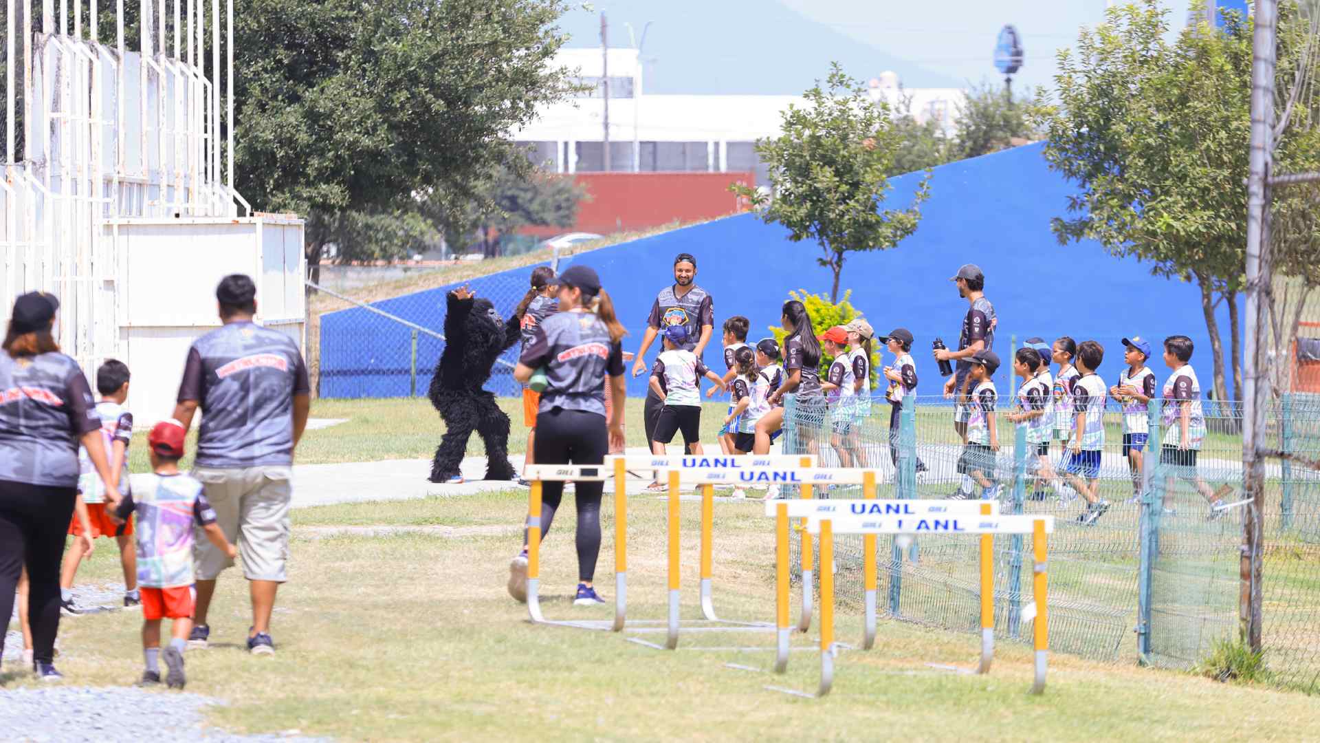 Diversión, deporte y valores en campamento del Polideportivo Tigres