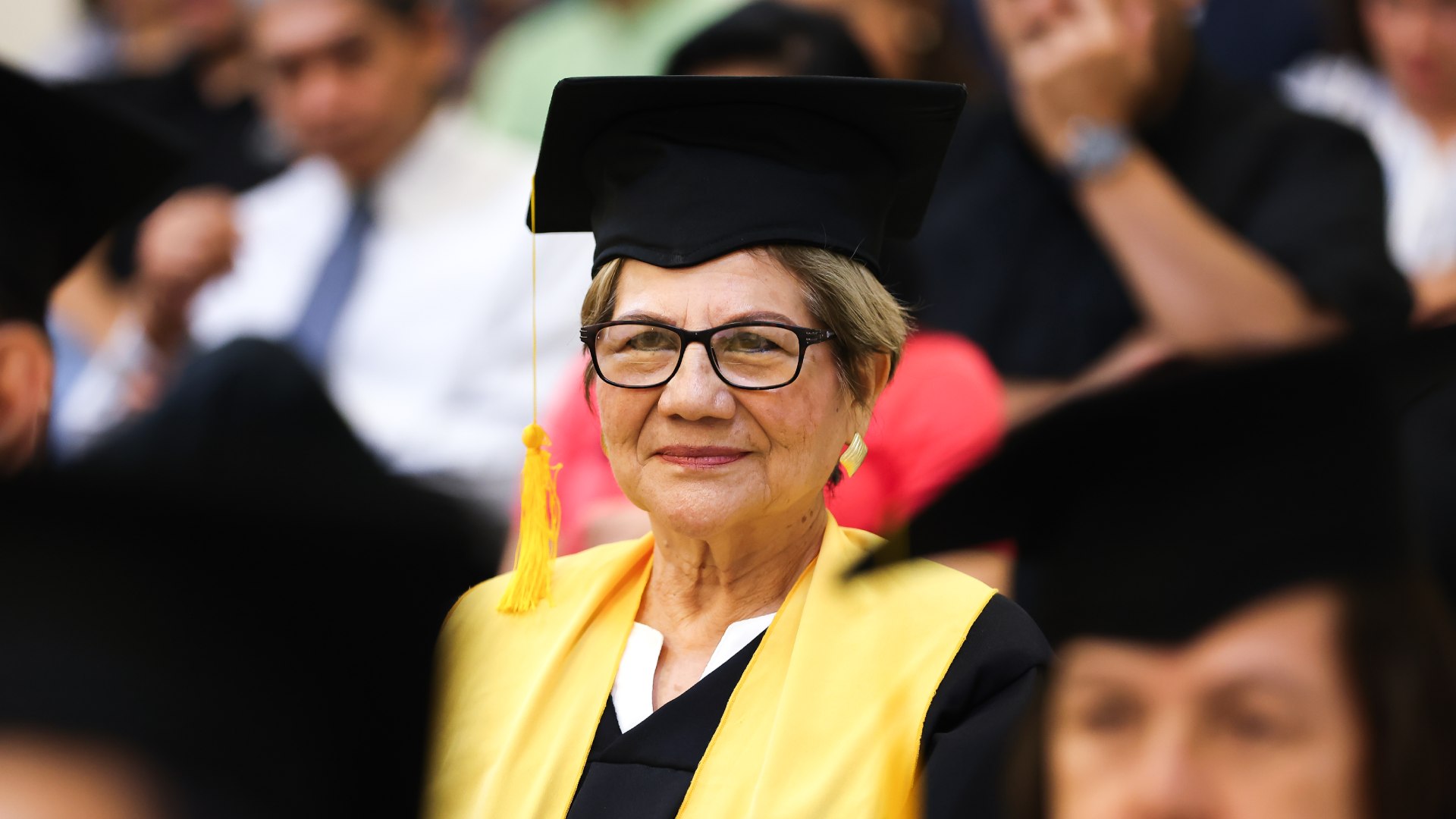 Concluyen diplomado de la Universidad para Mayores de la UANL