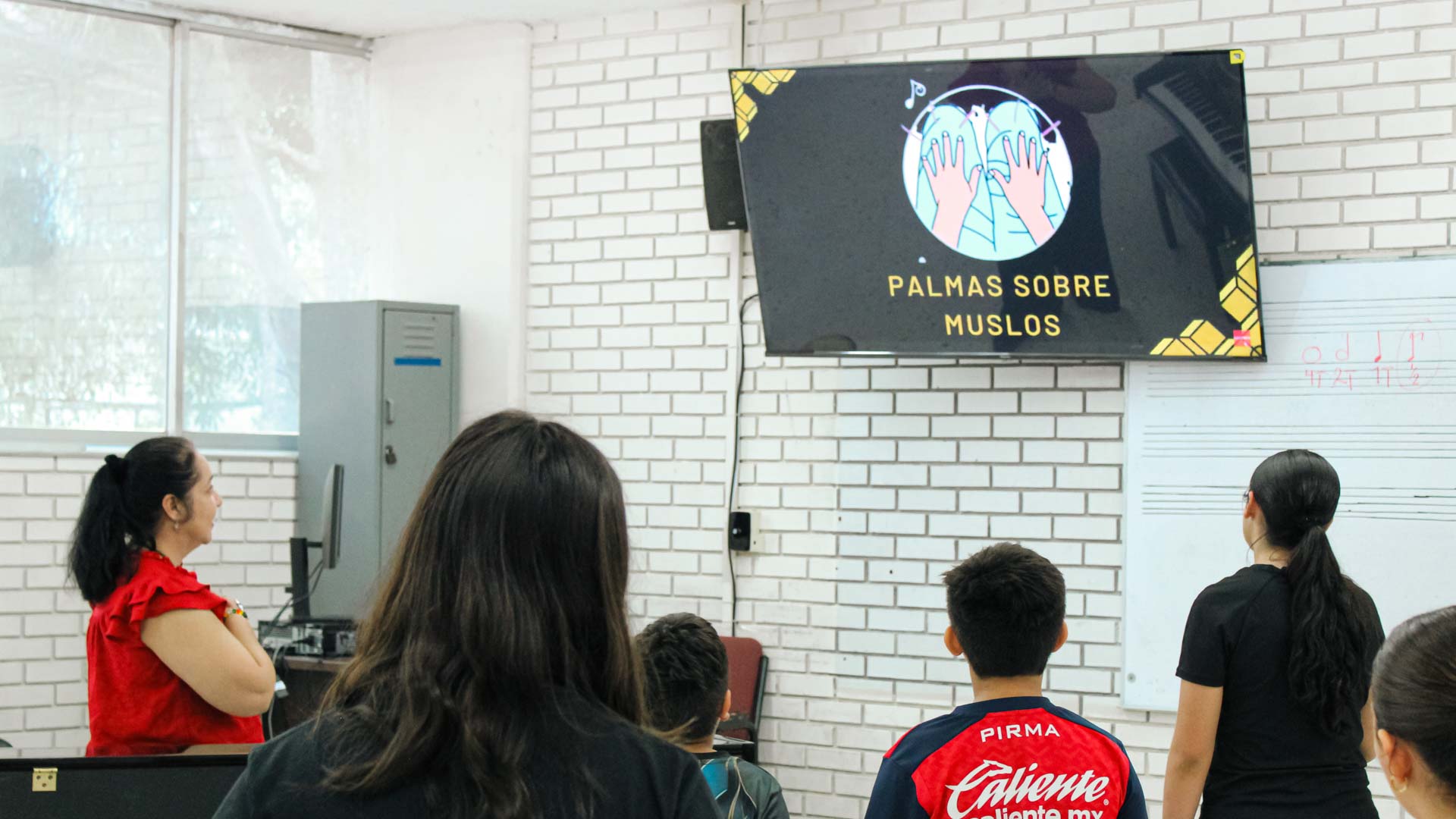 Conocen el mundo a través de la música de cada continente
