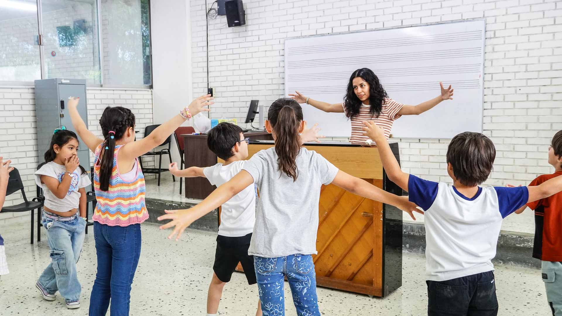 Conocen el mundo a través de la música de cada continente