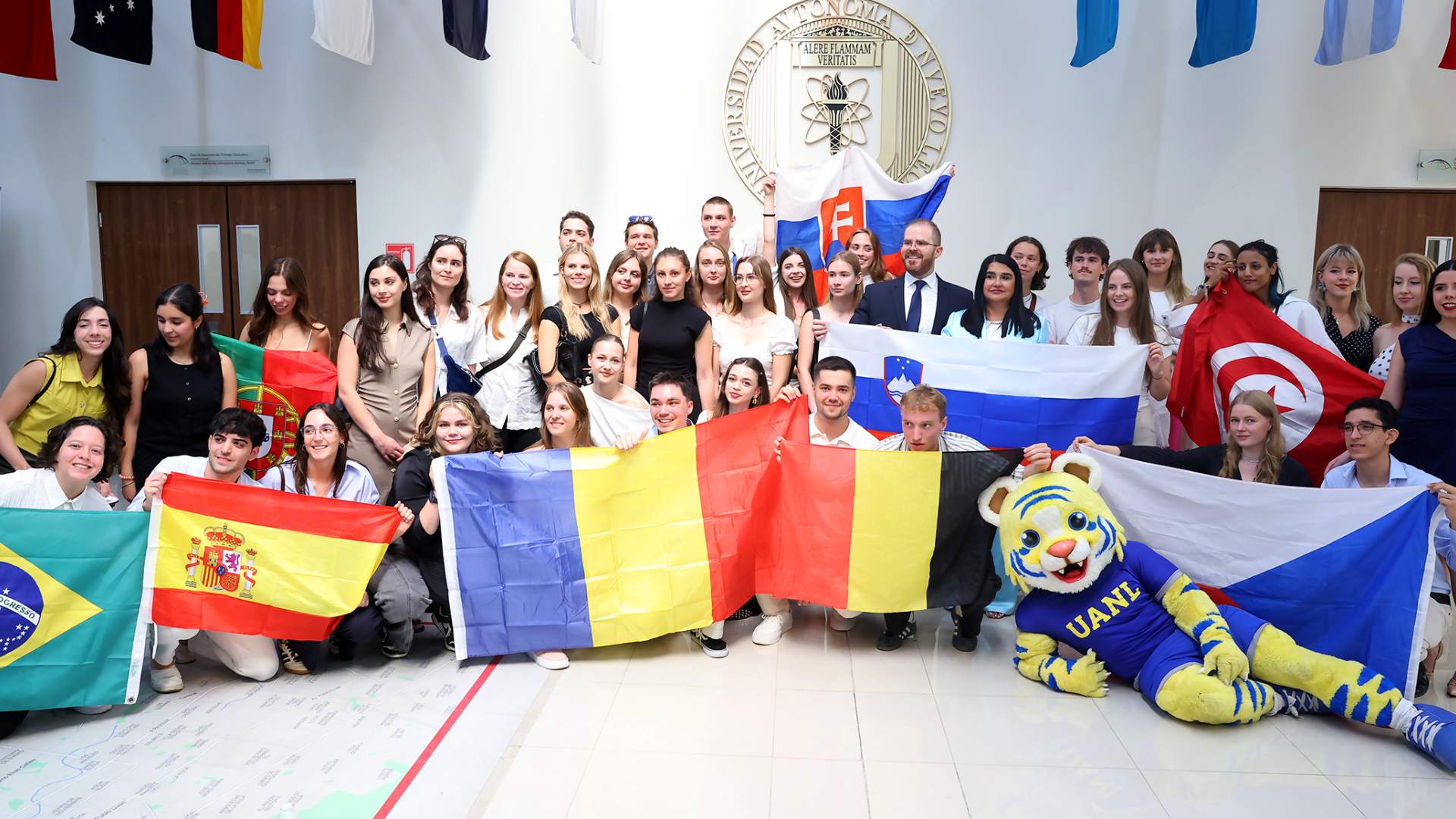 Dan bienvenida a estudiantes de intercambio académico - Vida ...
