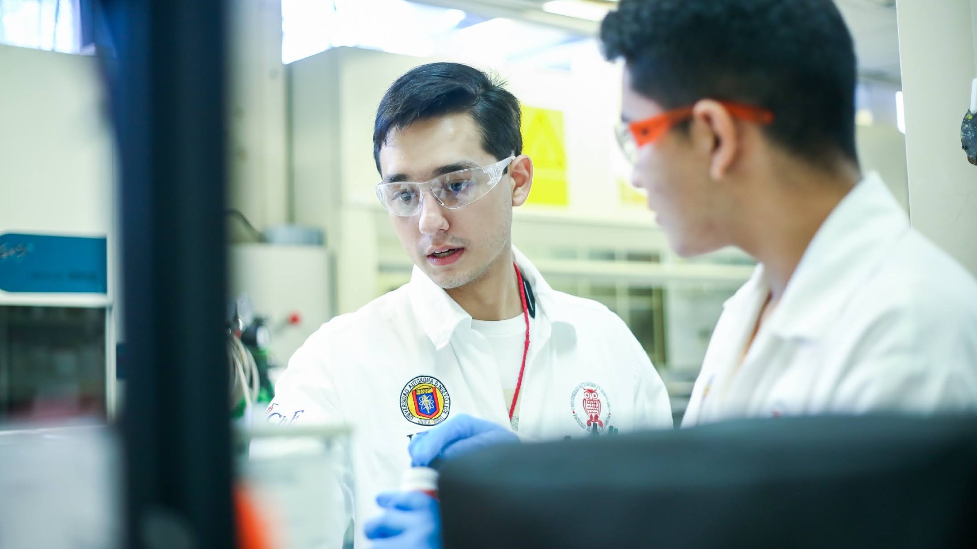 Incentiva Fundación UANL ética y liderazgo en diplomado