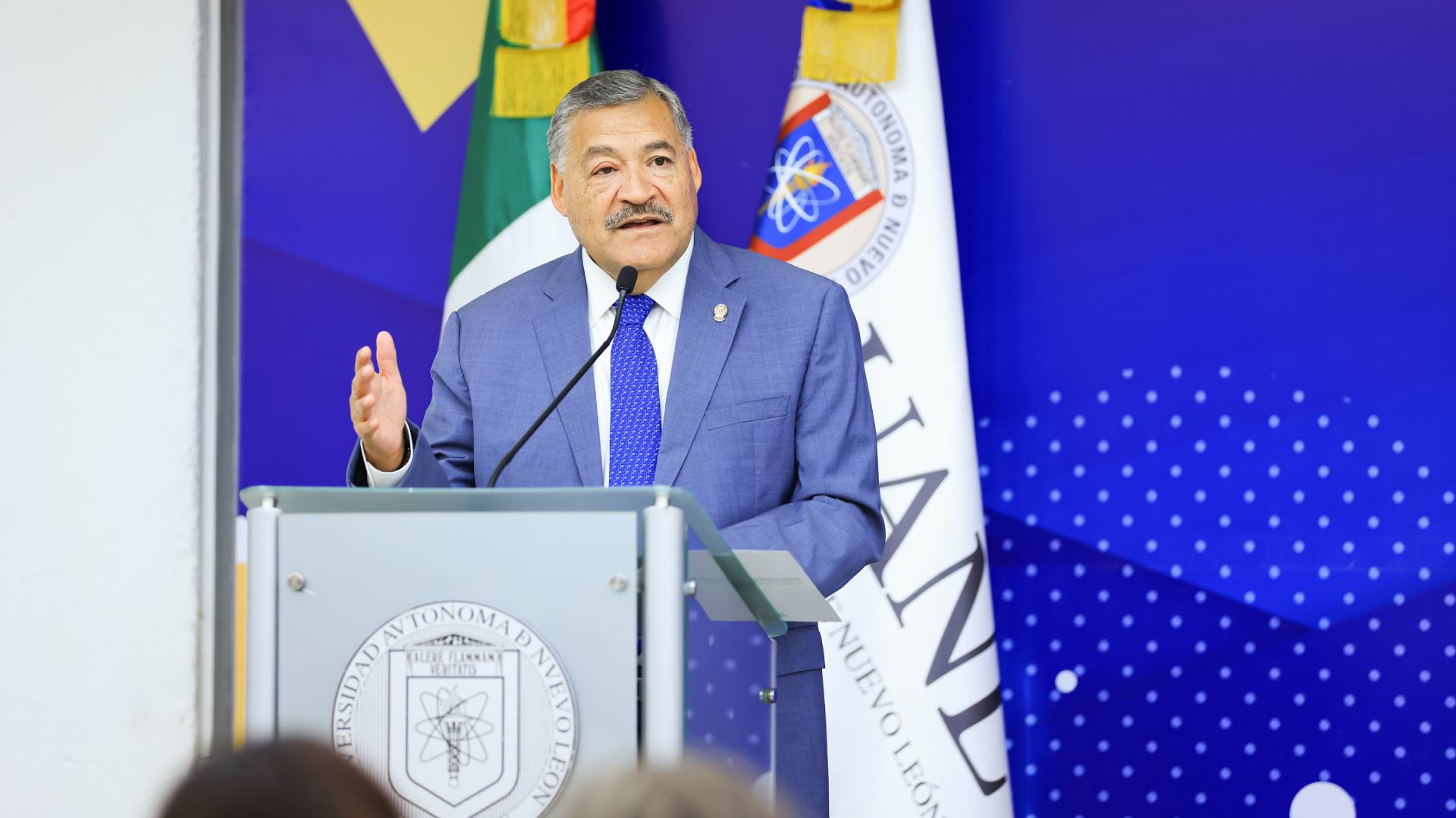 Reconoce Universidad a sus secretarias en su tradicional convivencia
