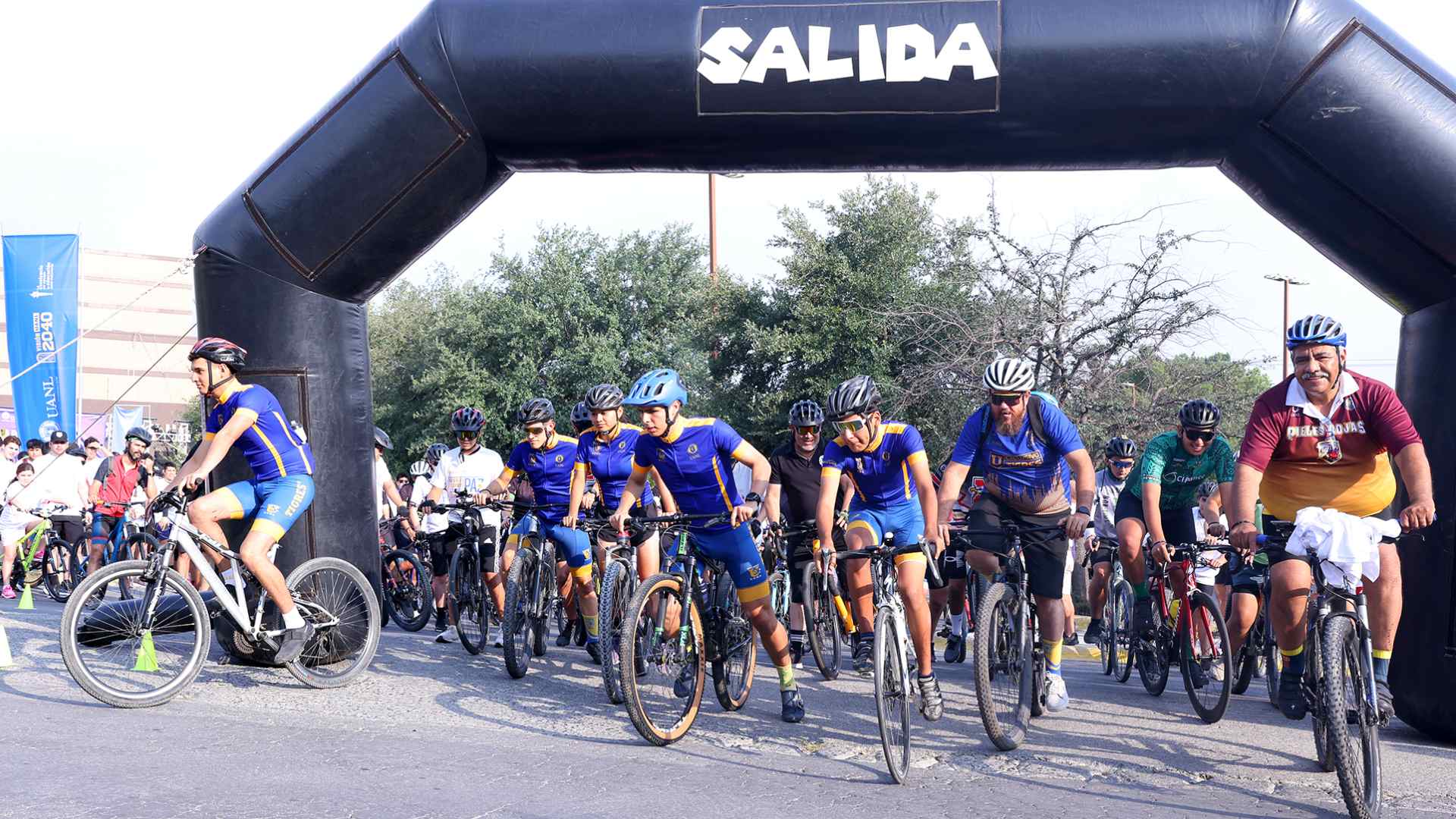 Realiza UANL rodada y carrera por la paz